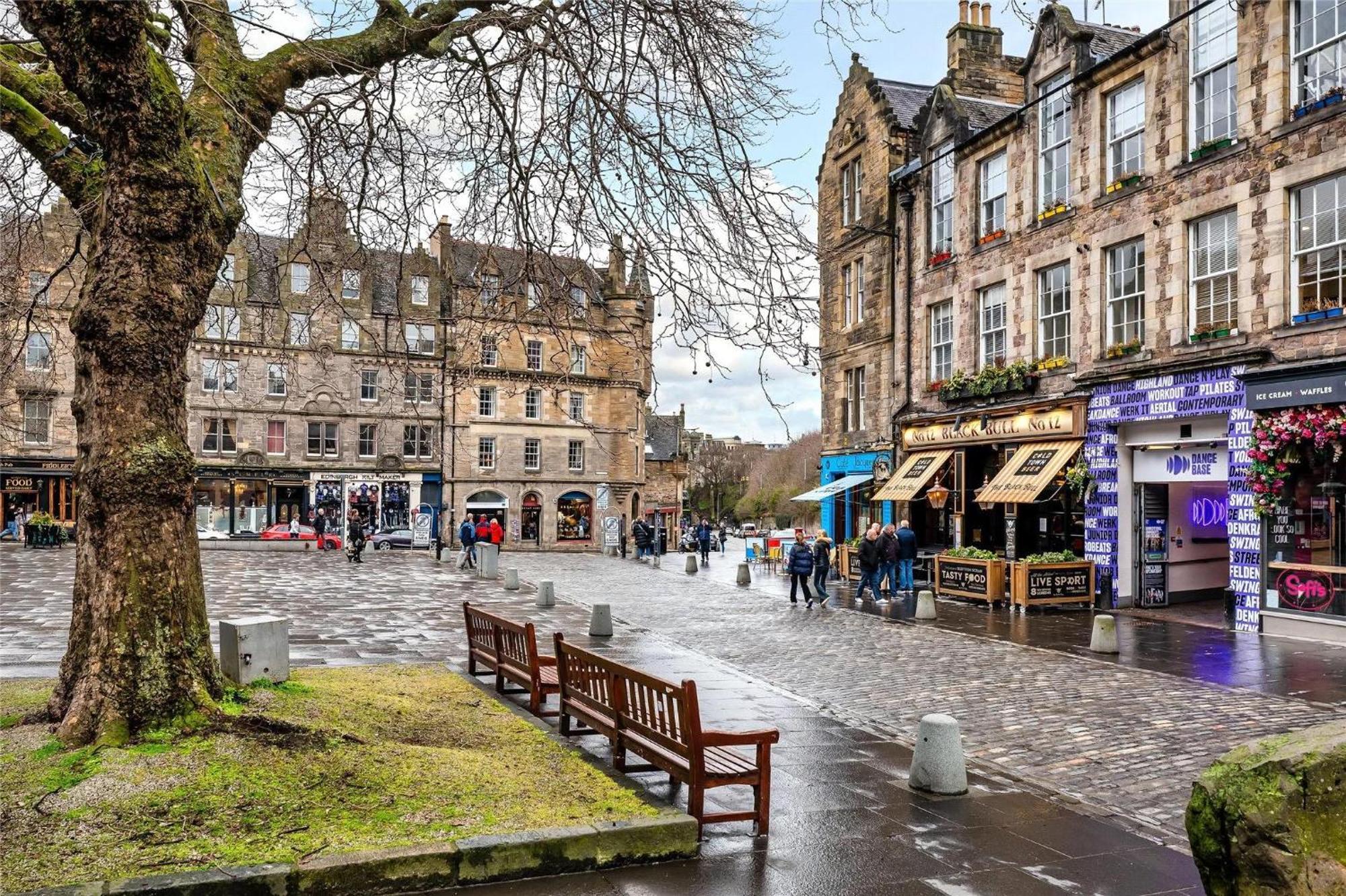 Bright Old Town City Centre Apartment Edinburgh Exterior foto